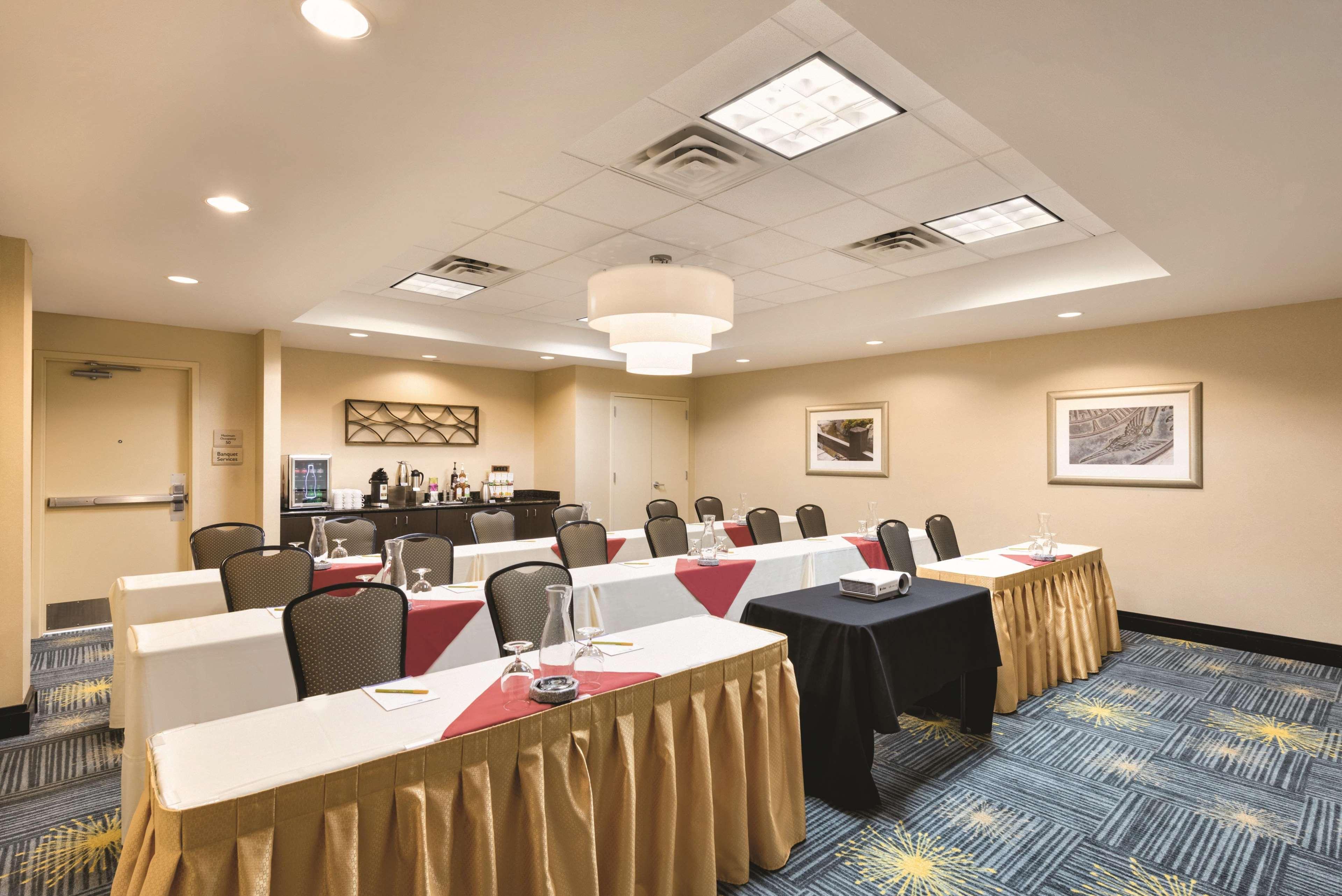 Hilton Garden Inn פארגו מראה חיצוני תמונה